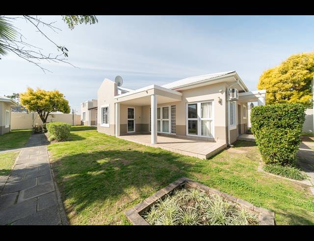 3 BEDROOM TOWNHOUSE FOR SALE IN BEACON BAY